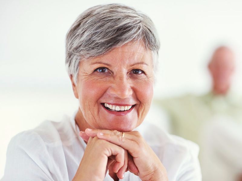 How to Formulate a Menopause Capsule for Hot Flashes and Mood Support