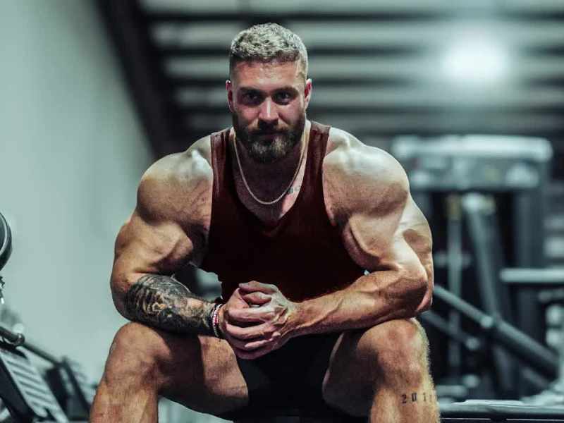 Ashwagandha Extract in Sports Nutrition: Utilizing Adaptogens to Lower Cortisol and Support Testoste