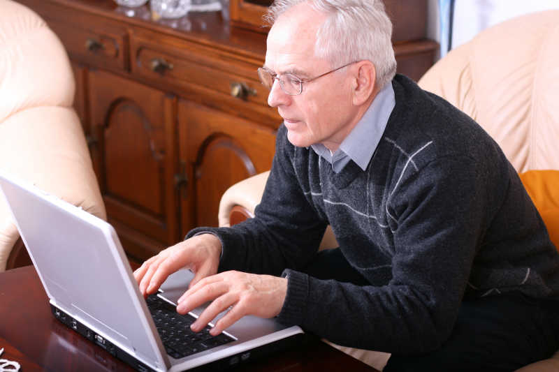 Formulating Vinpocetine and Huperzine A Combo Capsules for Targeted Age-Related Cognitive Support