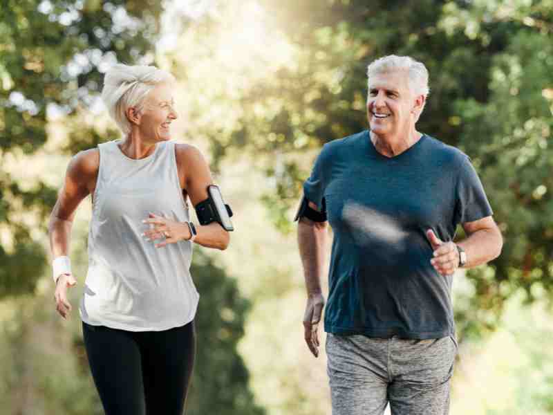 Sulforaphane vs. Resveratrol: Direct Nrf2 Pathway Activation vs. General Mitochondrial Inflammation 