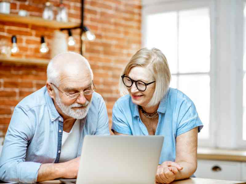 Age-Dependent NMN Dosing: 250mg vs. 1000mg Thresholds